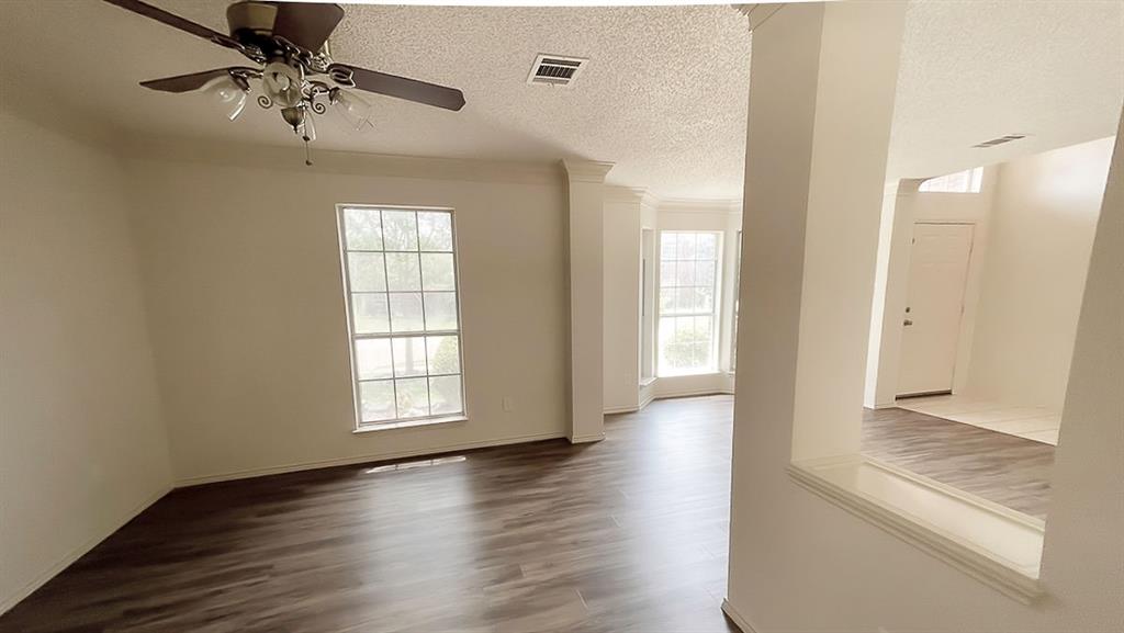 7305 Gillon Drive Property Photo 5