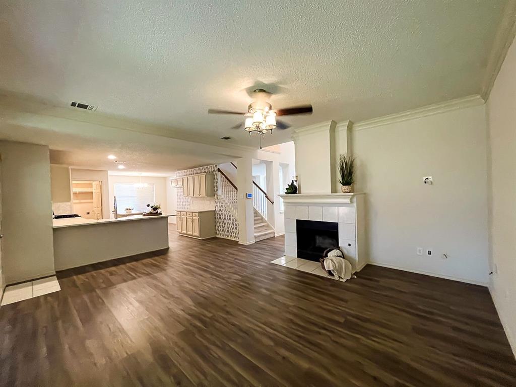 7305 Gillon Drive Property Photo 8