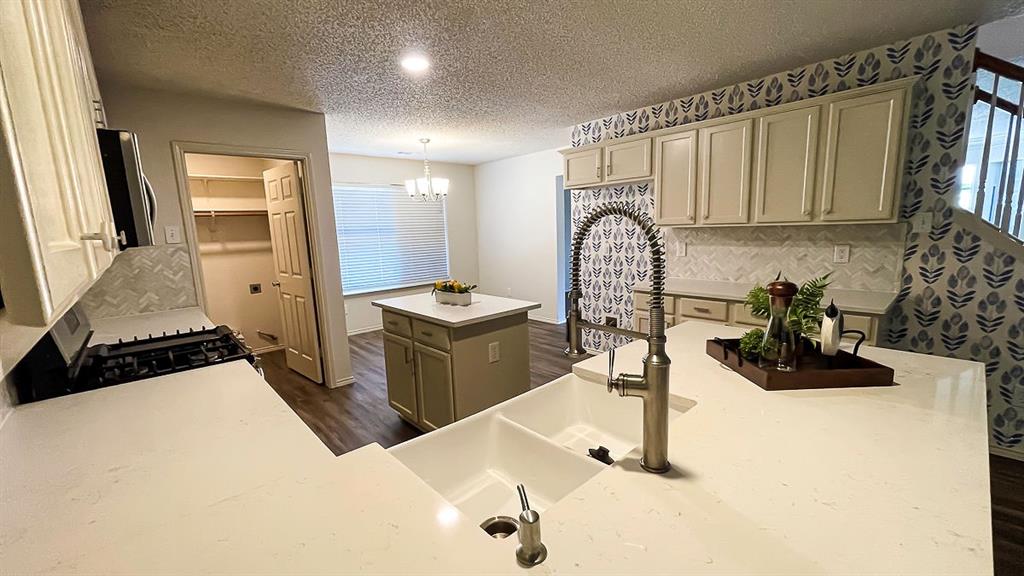 7305 Gillon Drive Property Photo 14