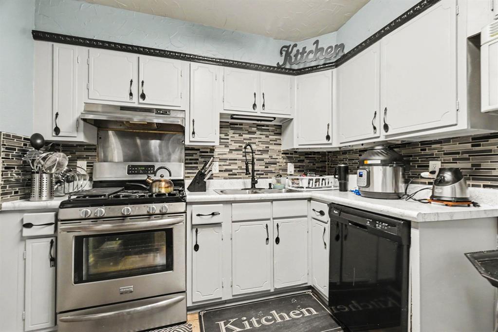 1003 Ash Street Property Photo 13