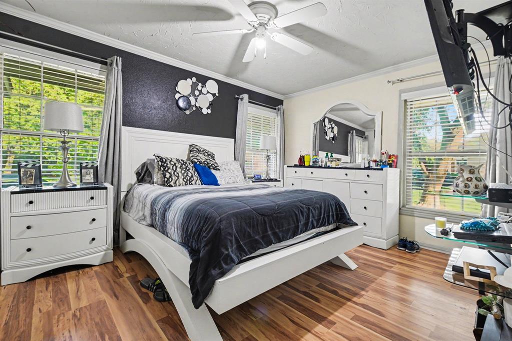 1003 Ash Street Property Photo 16