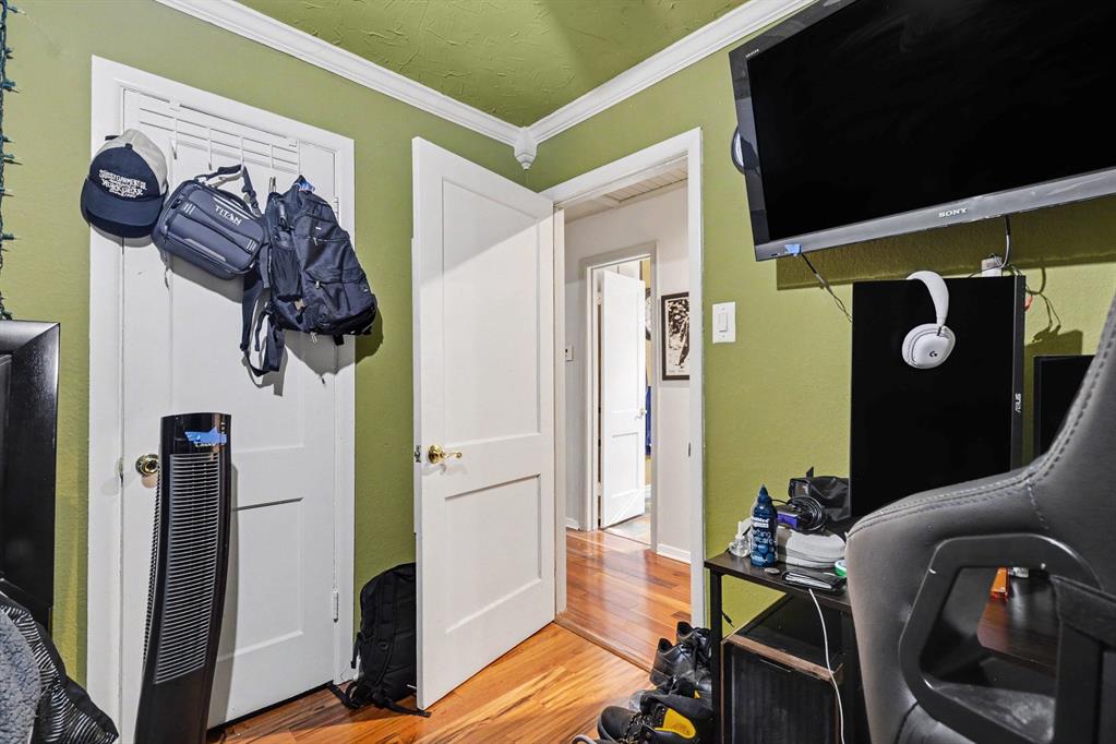 1003 Ash Street Property Photo 26