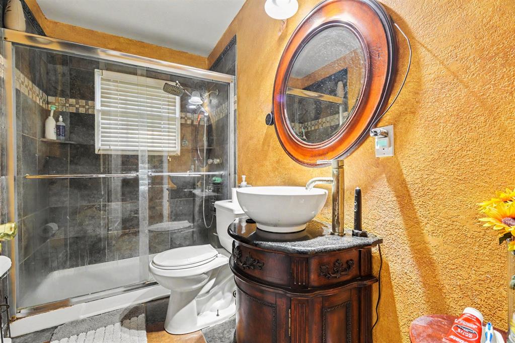 1003 Ash Street Property Photo 35