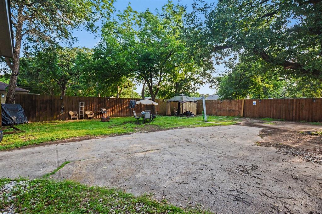 1003 Ash Street Property Photo 37