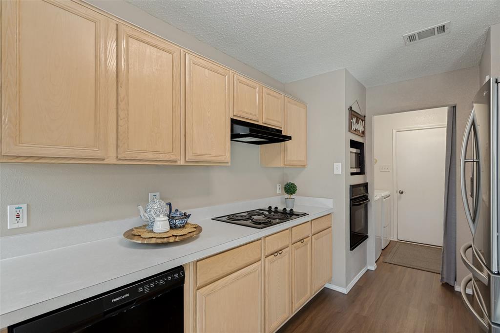 308 Candlestick Trail Property Photo 8