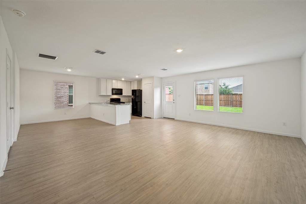 213 Adelina Drive Property Photo 4