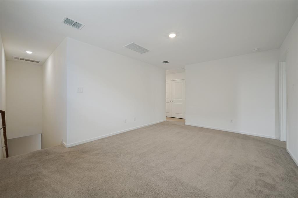 213 Adelina Drive Property Photo 14