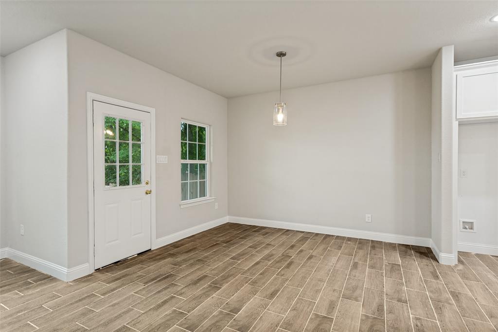 5520 Goodman Avenue Property Photo 5