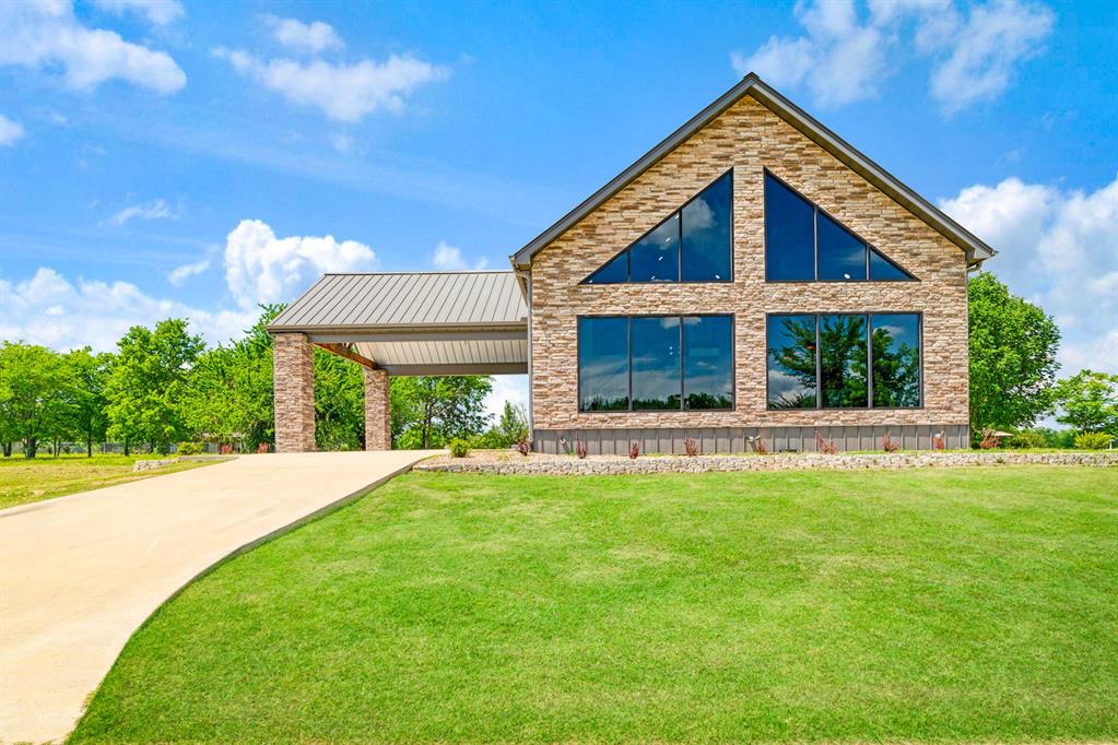 209 Helena Drive Property Photo 1