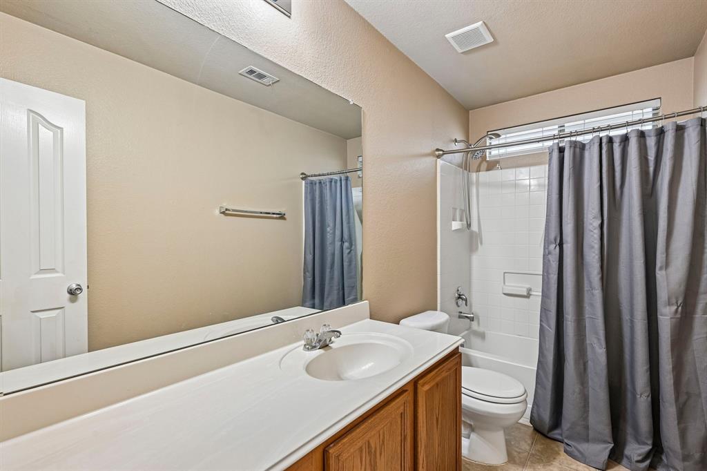 2032 Athabasca Falls Drive Property Photo 23