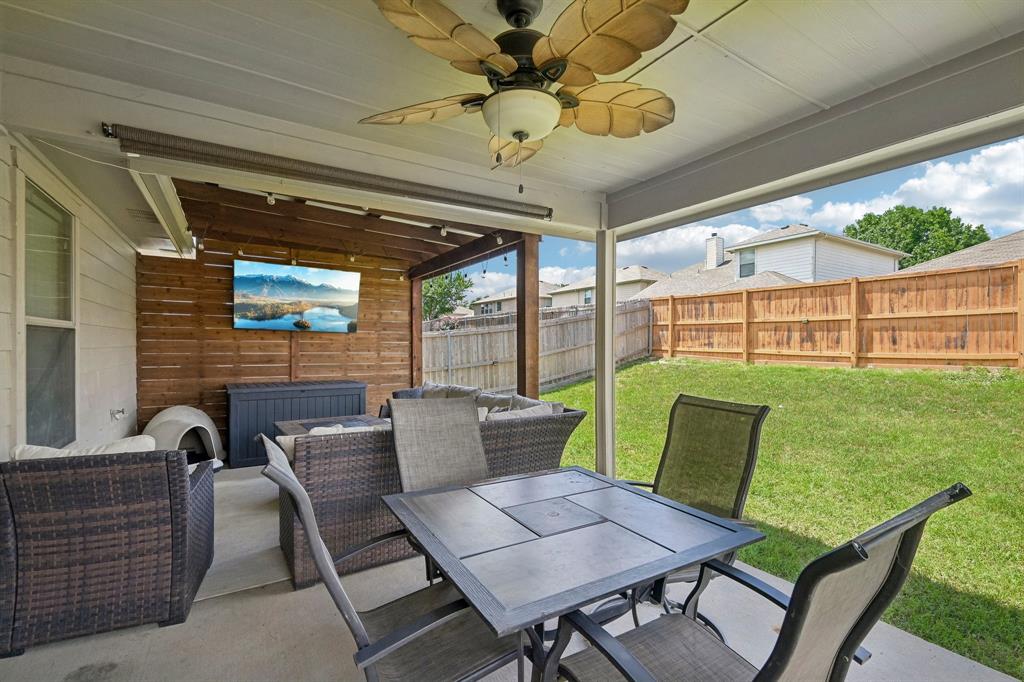 2032 Athabasca Falls Drive Property Photo 25