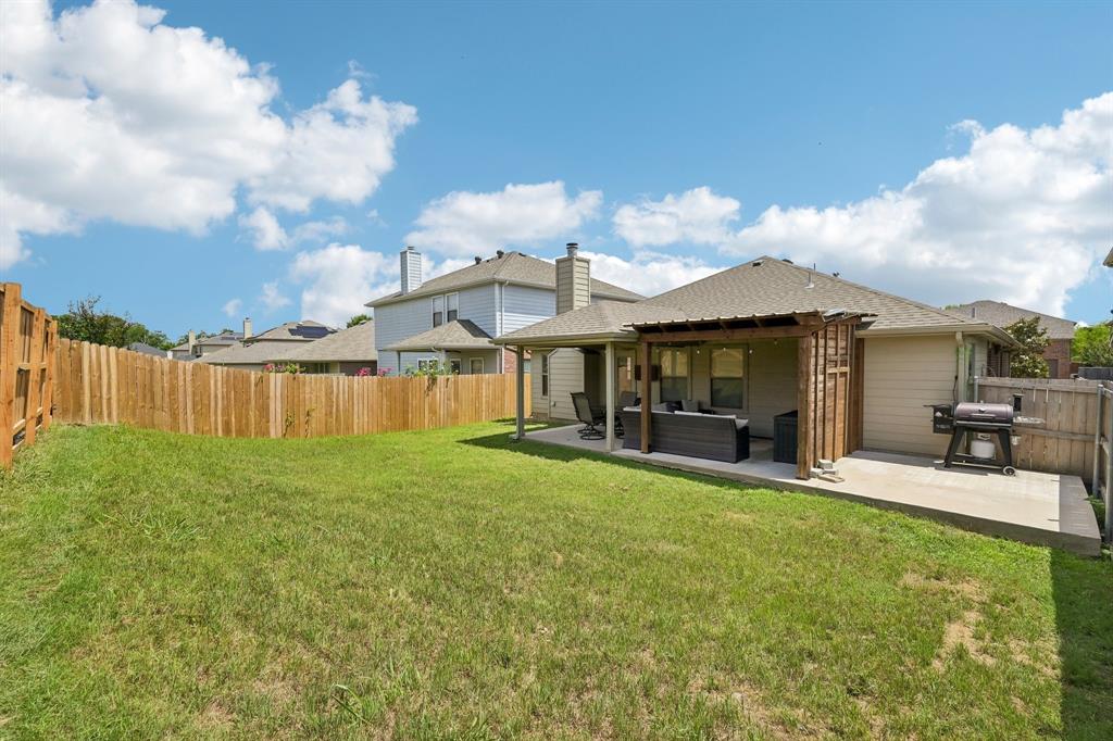 2032 Athabasca Falls Drive Property Photo 28
