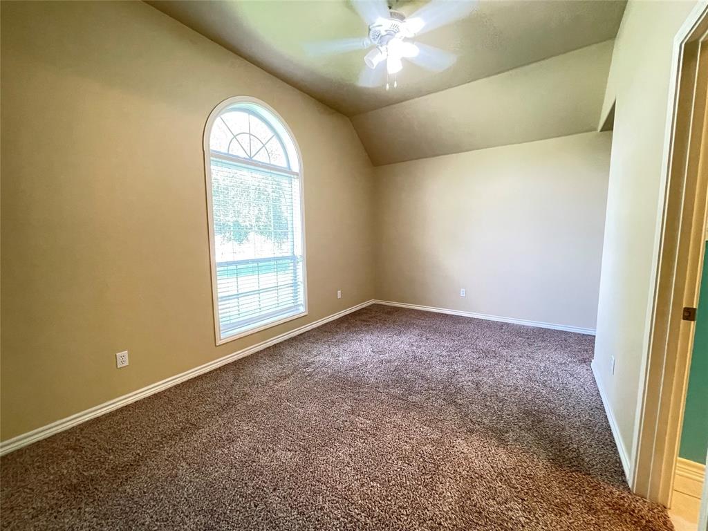 107 Spring Valley Run Property Photo 5