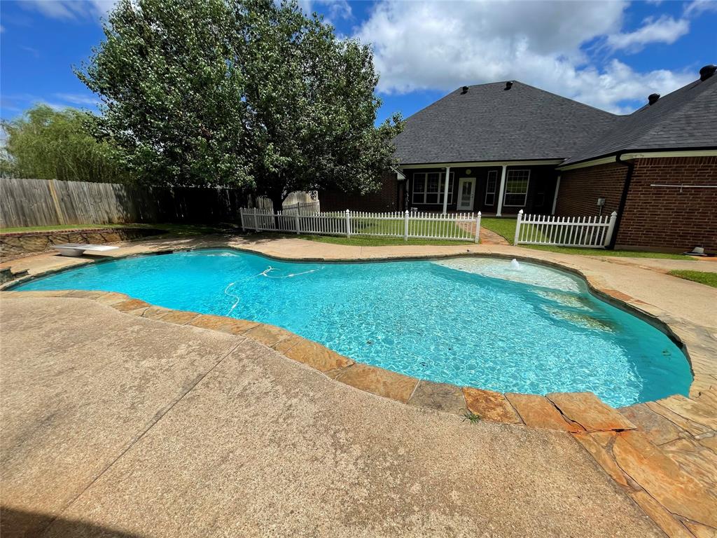 107 Spring Valley Run Property Photo 38