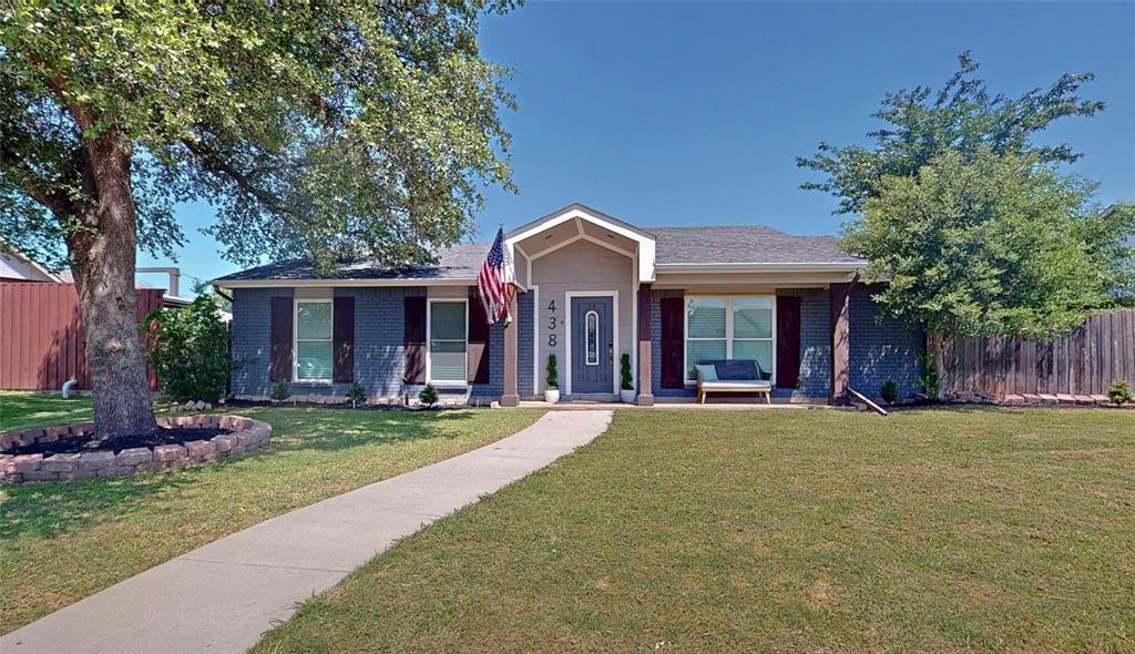 438 Willow Springs Drive Property Photo 1