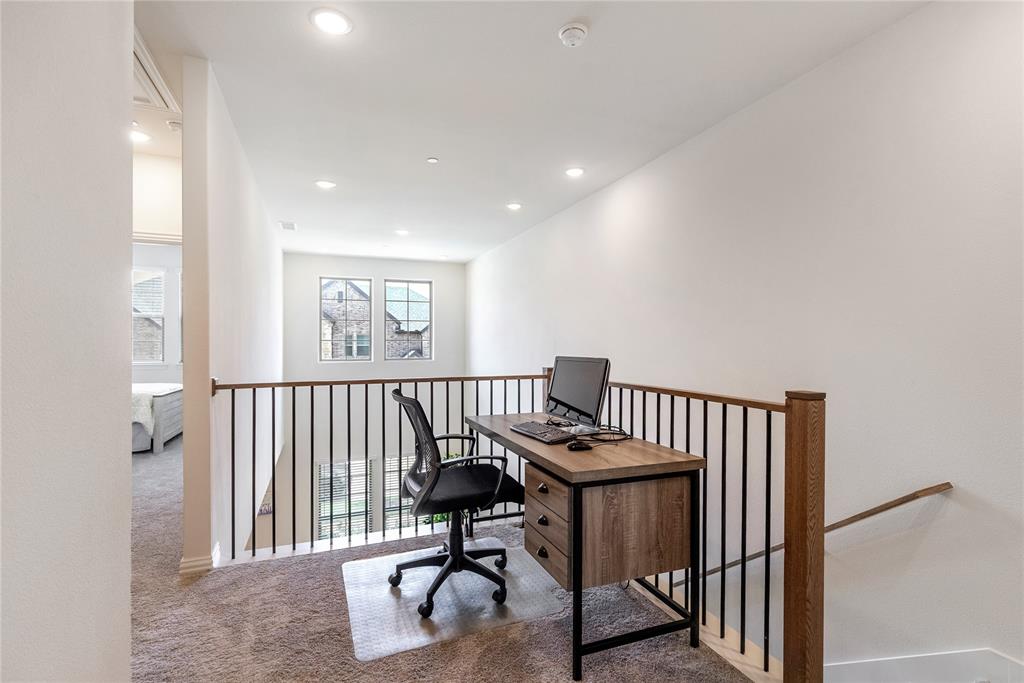 413 Parkside Drive Property Photo 12