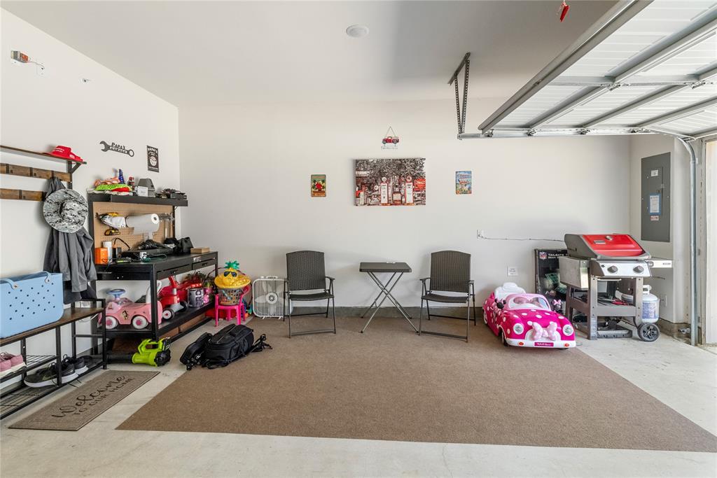 413 Parkside Drive Property Photo 22