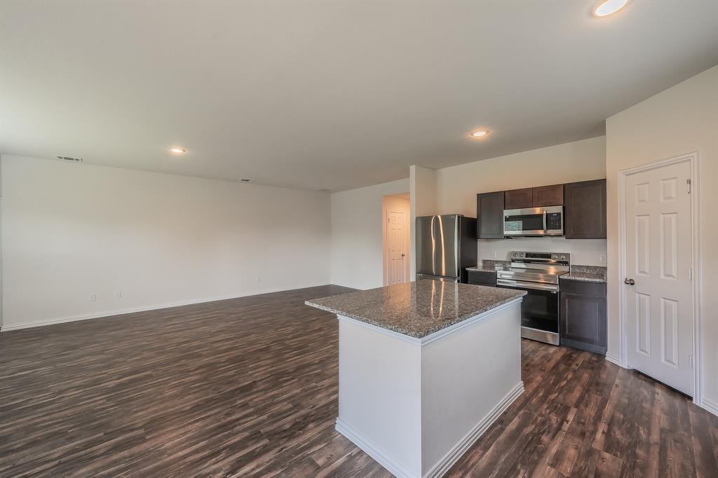 433 Rose Avenue Property Photo 11