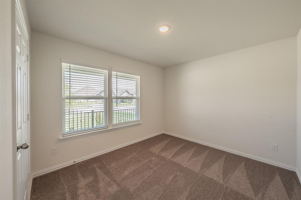 433 Rose Avenue Property Photo 14