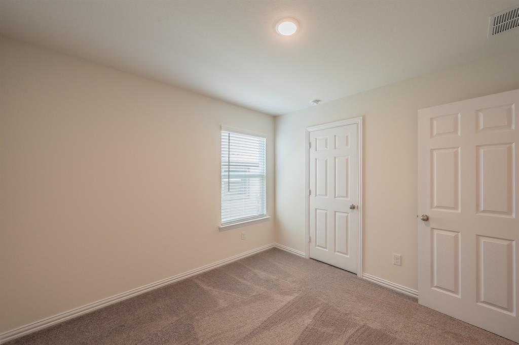 433 Rose Avenue Property Photo 18