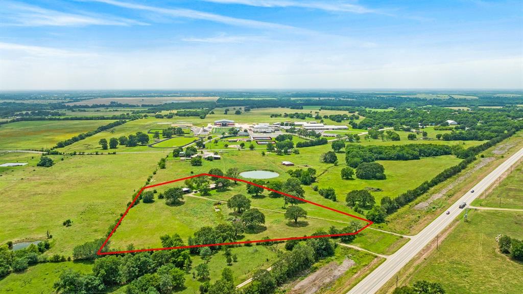 7484 Highway 271 S Property Photo 2