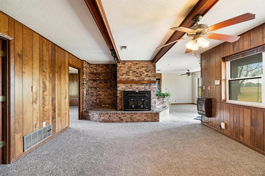 7484 Highway 271 S Property Photo 4