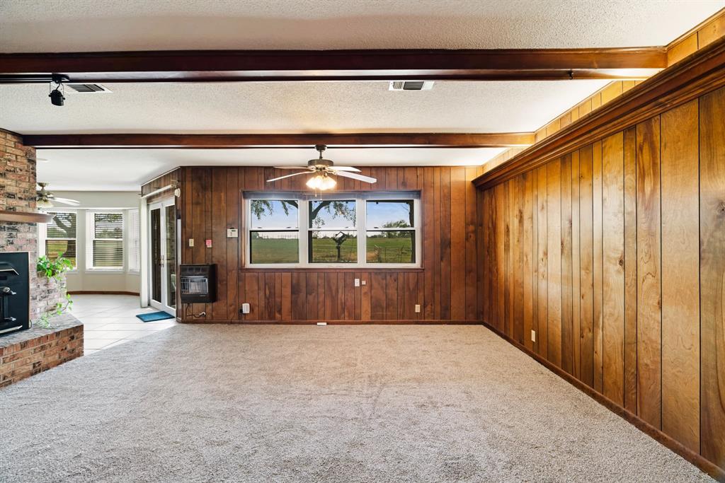 7484 Highway 271 S Property Photo 5