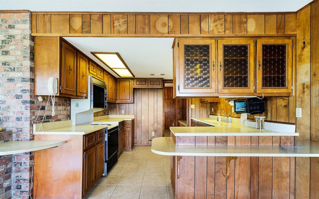 7484 Highway 271 S Property Photo 7
