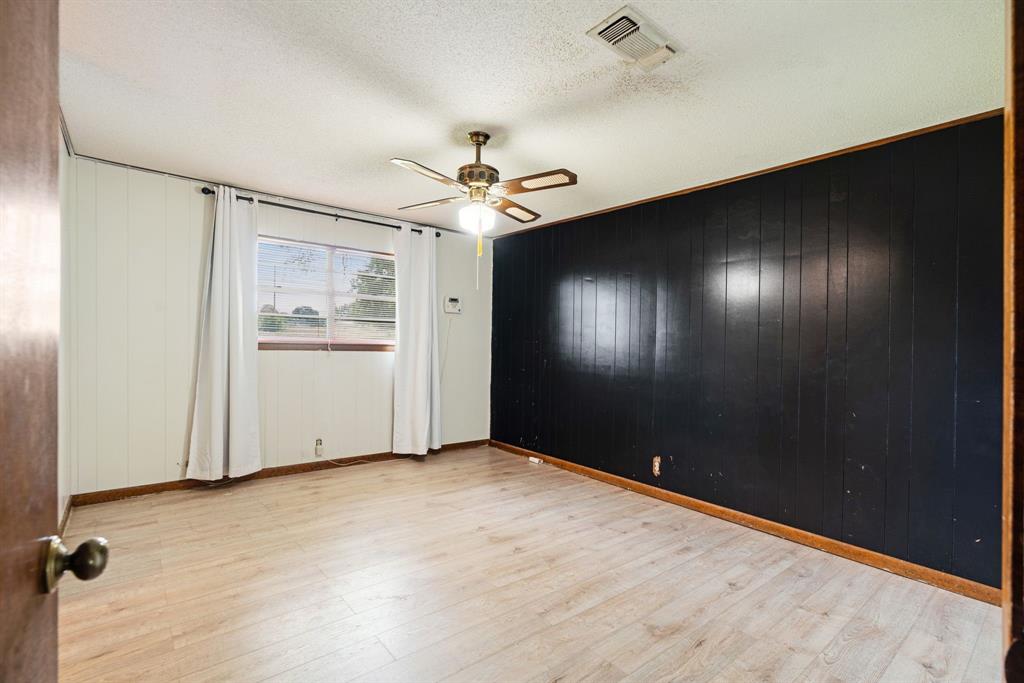 7484 Highway 271 S Property Photo 11