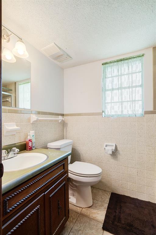 7484 Highway 271 S Property Photo 16