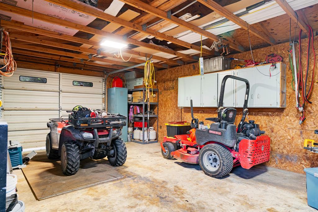 848 Cr 15300 Property Photo 24