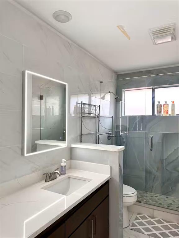 1629 Glencairn Lane Property Photo 21