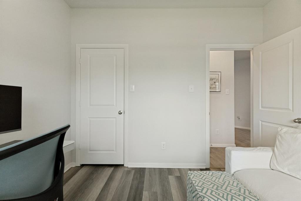 5229 Blue Night Drive Property Photo 16