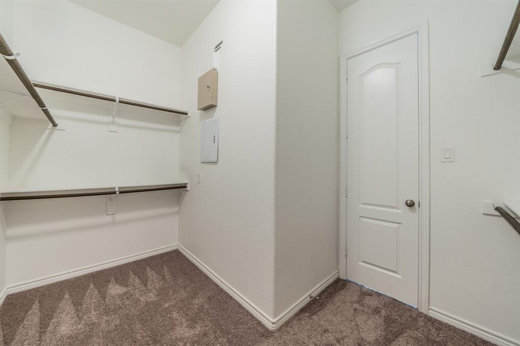 5904 Richmond Drive Property Photo 15
