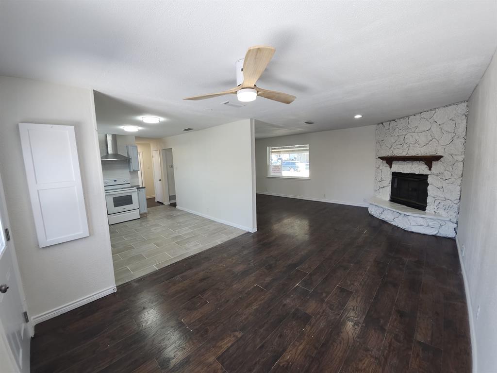 2721 Blue Ridge Drive Property Photo 4