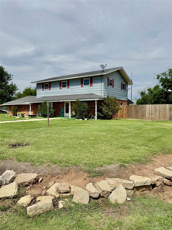 705 Loop Road Property Photo 3