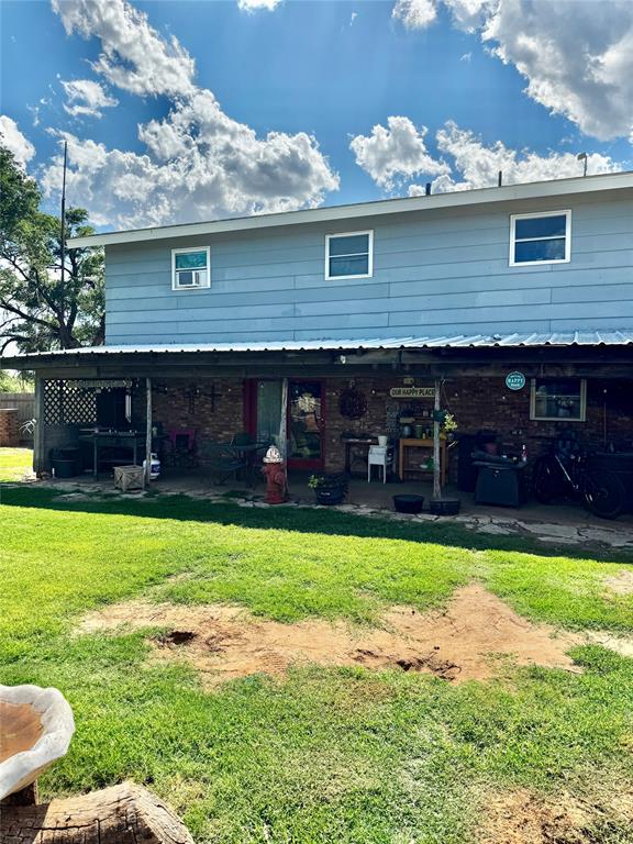 705 Loop Road Property Photo 5