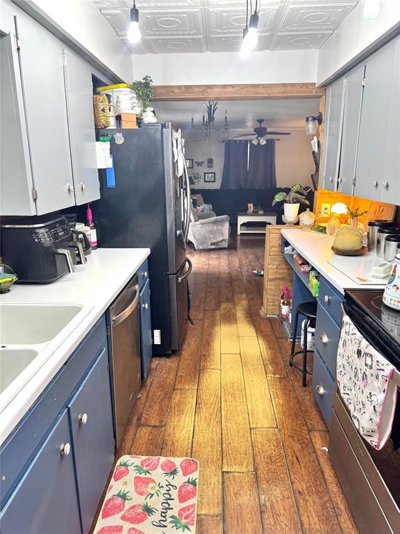 705 Loop Road Property Photo 7