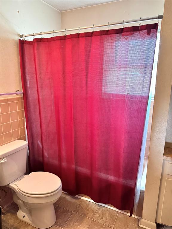 705 Loop Road Property Photo 9