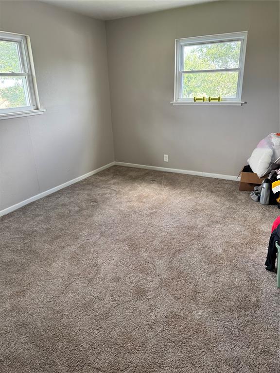 705 Loop Road Property Photo 11