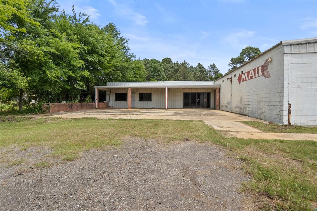 1301 Hwy 11 Property Photo 1