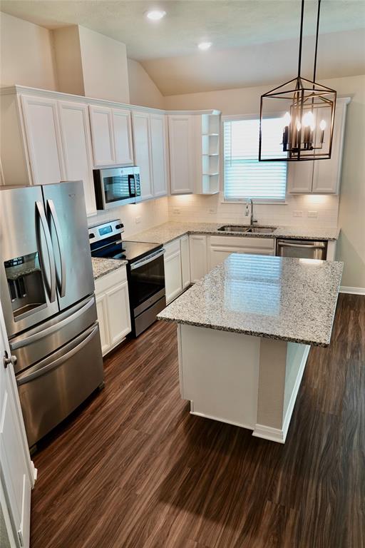 2019 Theresa Drive Property Photo 9