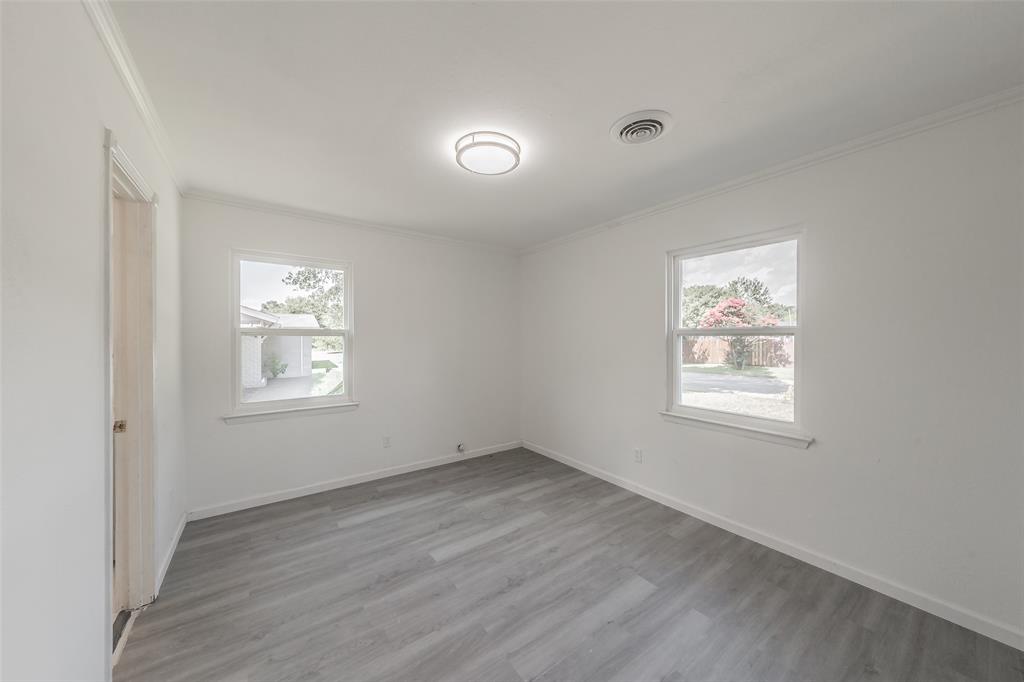 4920 Colorado Boulevard Property Photo 26