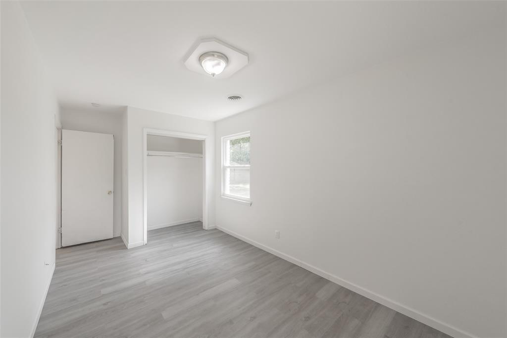 4920 Colorado Boulevard Property Photo 38