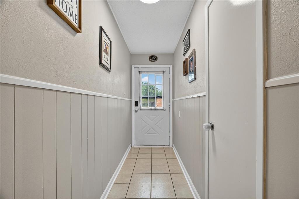 408 Grandview Drive Property Photo 2
