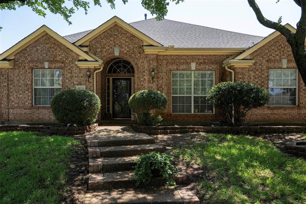 5833 Legend Lane