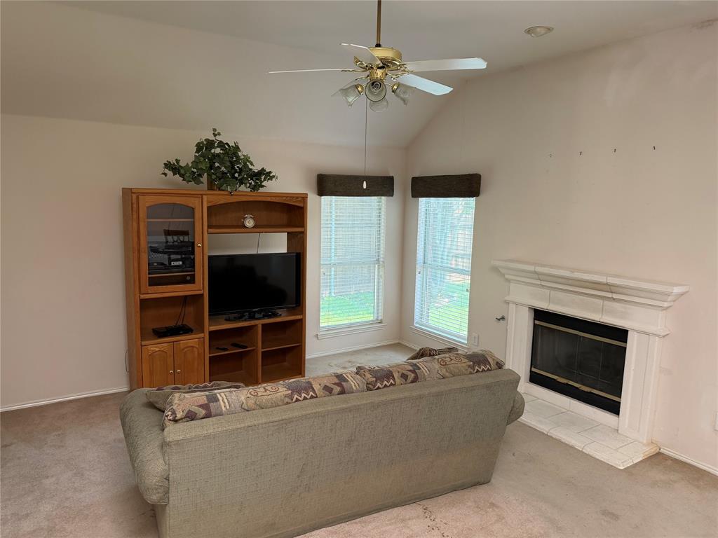 5833 Legend Lane Property Photo 11