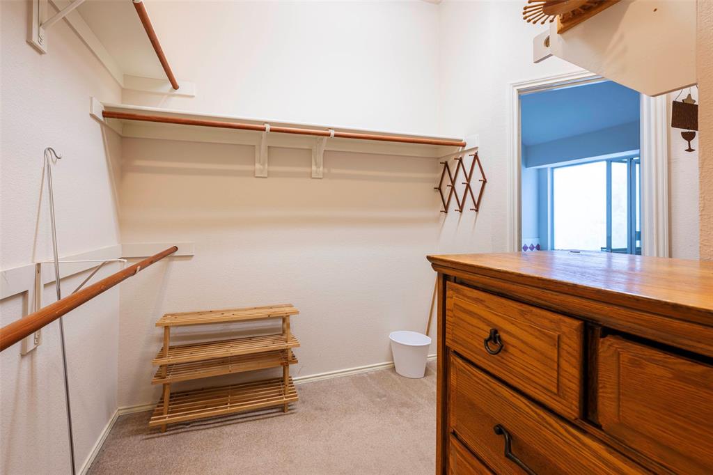 5833 Legend Lane Property Photo 16