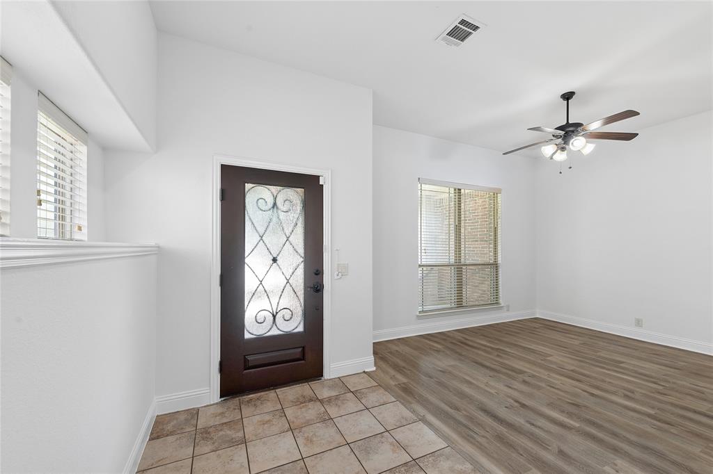 8117 Canyon Drive Property Photo 2