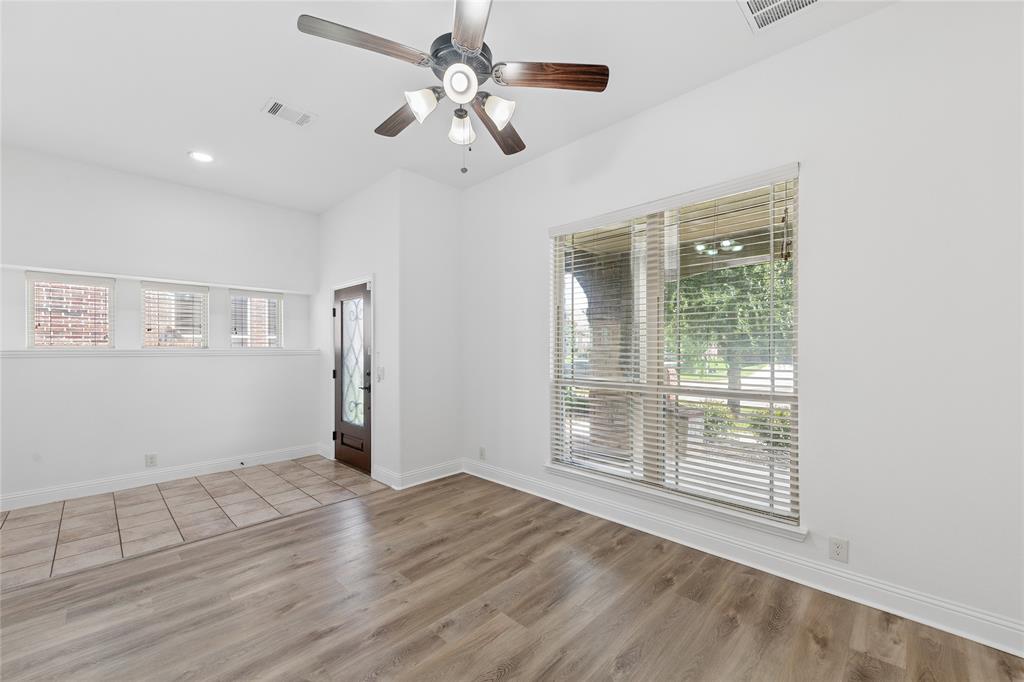 8117 Canyon Drive Property Photo 4